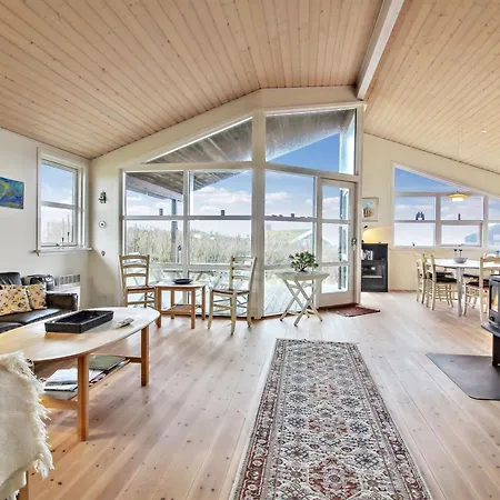 Florida - 100m From The Sea By Interhome Feriehus Løkken